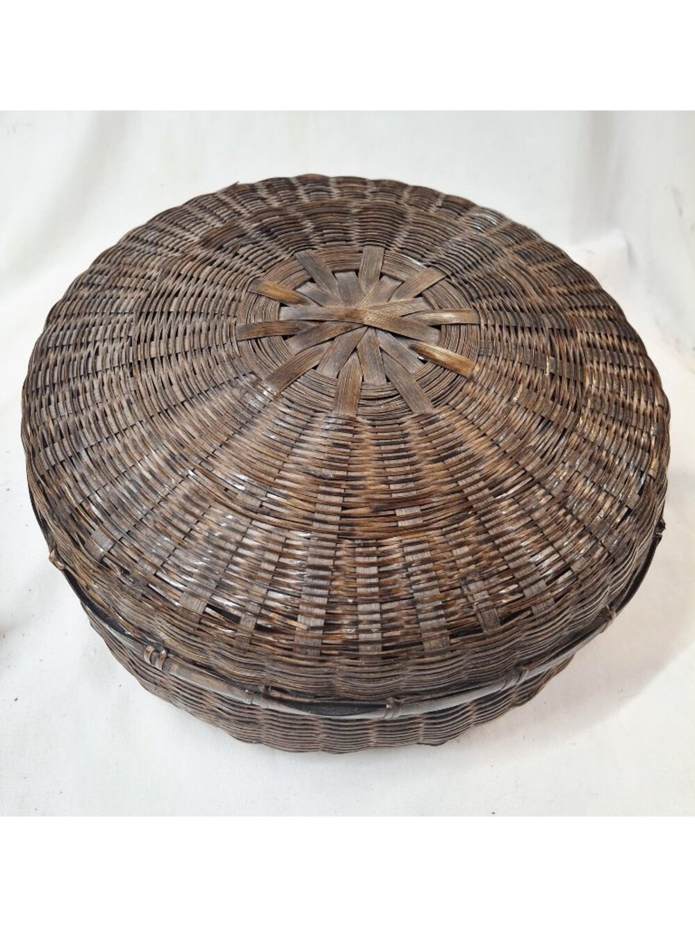 Vintage Handwoven Nested Basket Set of 3 With Lids - Rustic Brown Wicker Storage